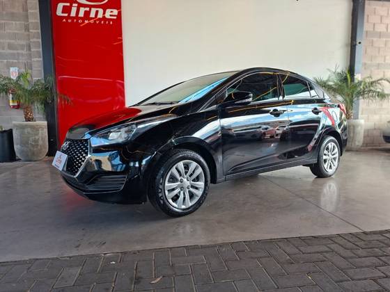HYUNDAI HB20S 1.6 COMFORT PLUS 16V FLEX 4P MANUAL